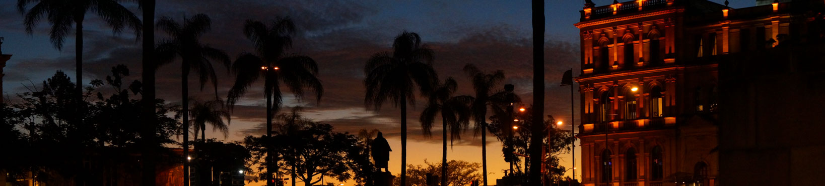 See the time progression - this is Brisbane at Sunset