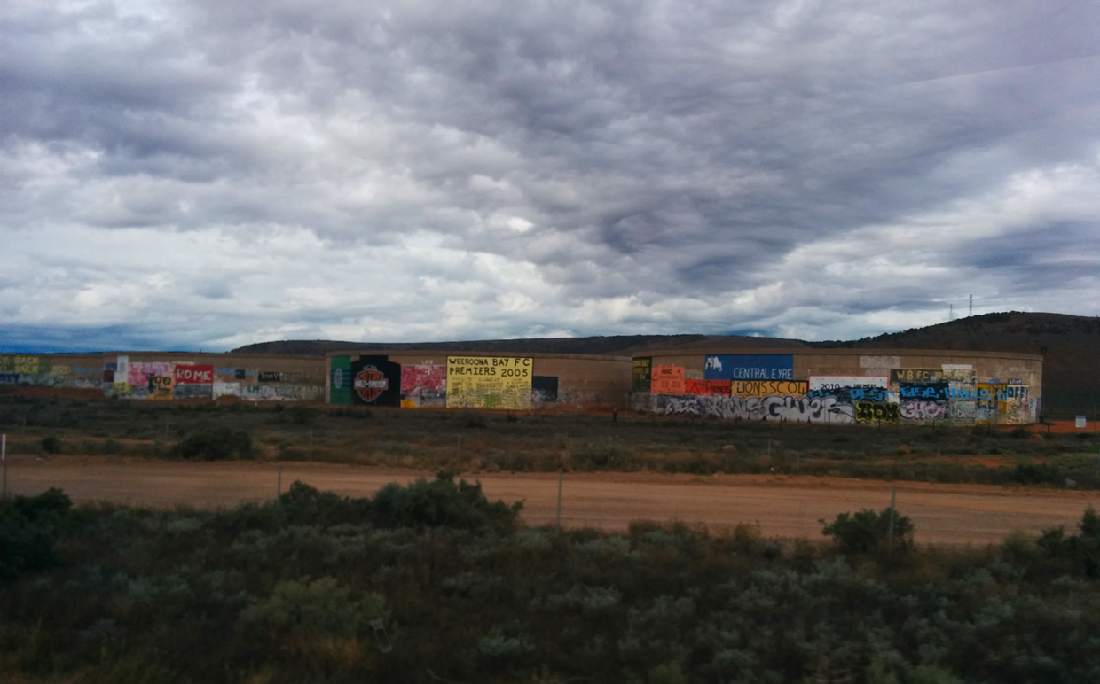 Scenes from the bus, en route from Adelaide to Streaky Bay