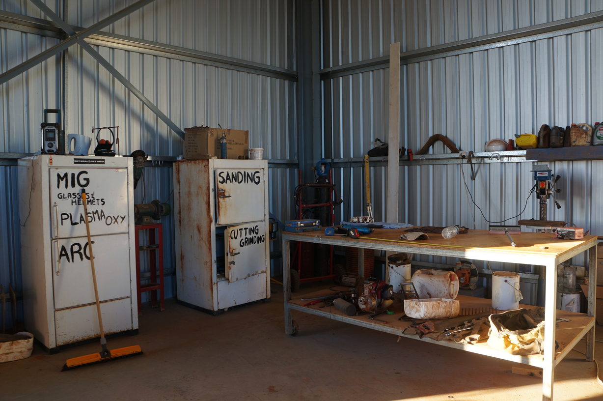 Repurposing old things in the workshop. If you need shelves and timber is hard to come by...old fridges got shelves!